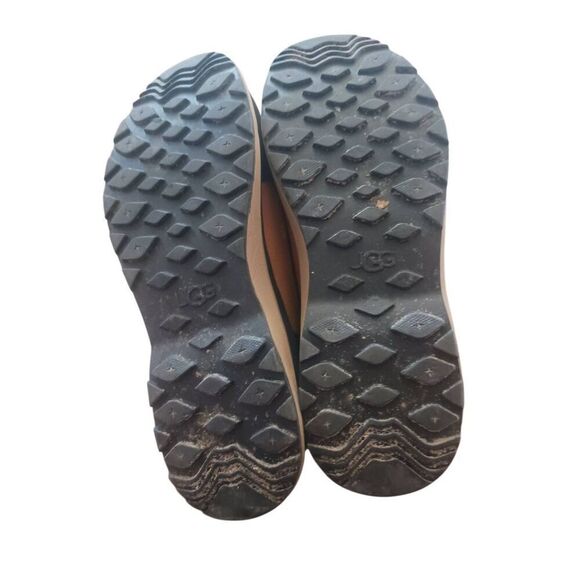 Ugg Australia 8 5 women's waterproof sherpa lined Adirondack - Picture 6 of 8